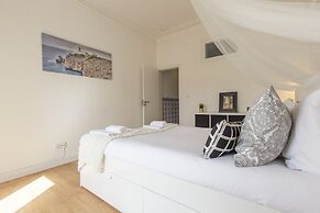 Bairro Alto Stylish by Homing