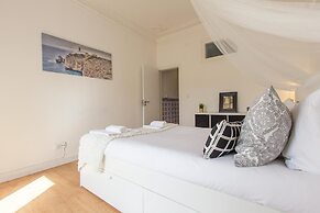 Bairro Alto Stylish by Homing