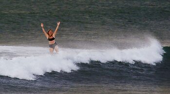 Casa Sirena Surf Lodge