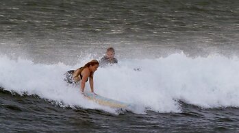 Casa Sirena Surf Lodge