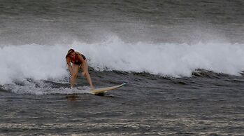 Casa Sirena Surf Lodge