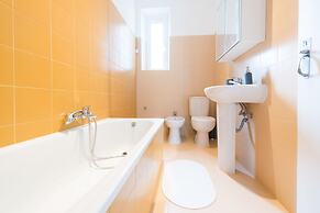 Typical Almirante by Homing