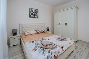 Apartments in Complex Poseidon