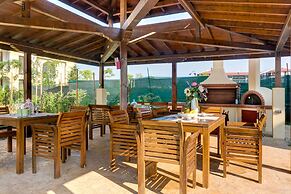 Apartments in Complex Poseidon