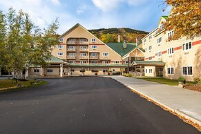 Grand Summit Hotel
