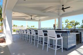 Isla Bella Beach Resort & Spa