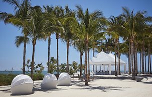 Isla Bella Beach Resort & Spa