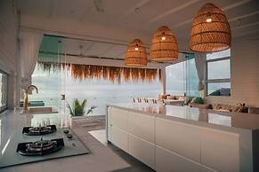 Mahi Mahi Villa & Suites