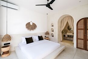 Mahi Mahi Villa & Suites