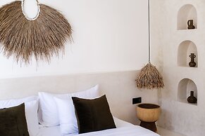 Mahi Mahi Villa & Suites