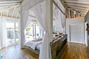 Mahi Mahi Villa & Suites