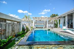 Mahi Mahi Villa & Suites