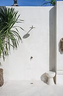 Mahi Mahi Villa & Suites