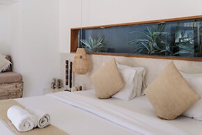 Mahi Mahi Villa & Suites