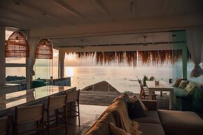 Mahi Mahi Villa & Suites