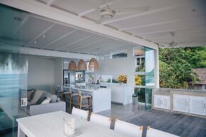 Mahi Mahi Villa & Suites