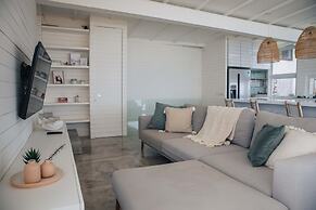 Mahi Mahi Villa & Suites