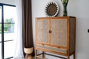 Mahi Mahi Villa & Suites