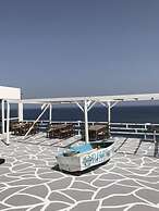 Grande Blue Suites with private bay