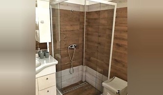 Grande Blue Suites with private bay