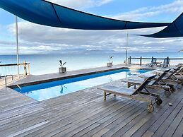 Serenity Island Resort