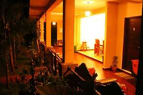 Dambulla Holiday Home