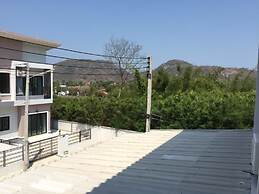 Baan Pleon View by Ratcharin