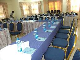 Skynest Country Hotel