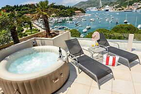 Adriatic Deluxe Apartments