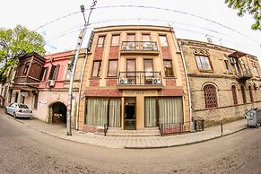 Rogas Home