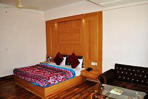Hotel Natraj International