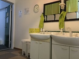 Kobe Sannomiya R2 Hostel