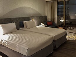 Metro Hotel - Howard Group
