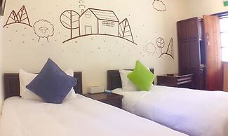 Longmen Inn Bed and Breakfast