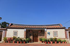 Longmen Inn Bed and Breakfast