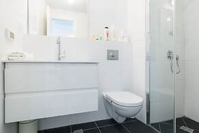 The Haneviim Court - Isrentals