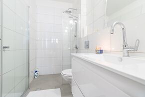 The Haneviim Court - Isrentals