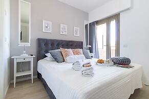 The Haneviim Court - Isrentals