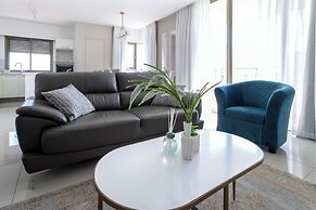 The Haneviim Court - Isrentals