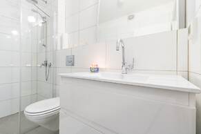 The Haneviim Court - Isrentals