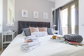 The Haneviim Court - Isrentals