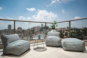 The Haneviim Court - Isrentals