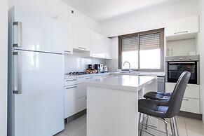 The Haneviim Court - Isrentals