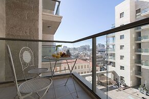 The Haneviim Court - Isrentals