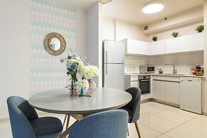 The Haneviim Court - Isrentals