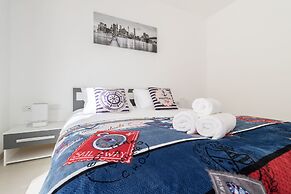 The Haneviim Court - Isrentals