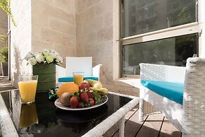 The Haneviim Court - Isrentals