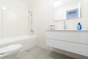 The Haneviim Court - Isrentals