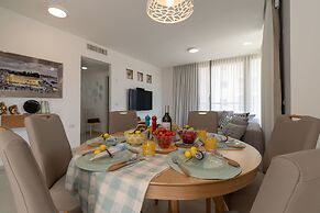 The Haneviim Court - Isrentals