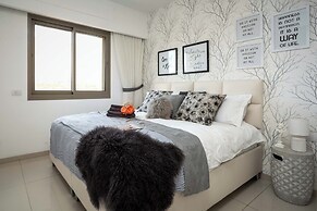 The Haneviim Court - Isrentals